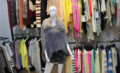 汕頭市澄海區(qū)偉綸服飾廠 高品質(zhì)女式針織衫批發(fā)指南